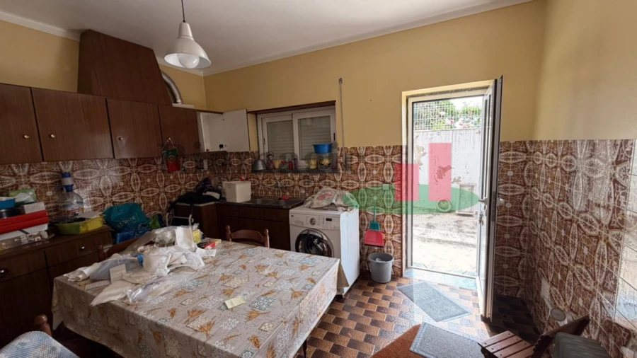 Moradia T6 para Venda em Alcanena e Vila Moreira Foto 2