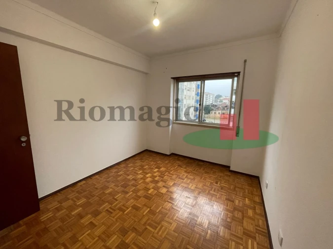 Apartamento T3 para Venda em Rio Maior Foto 14