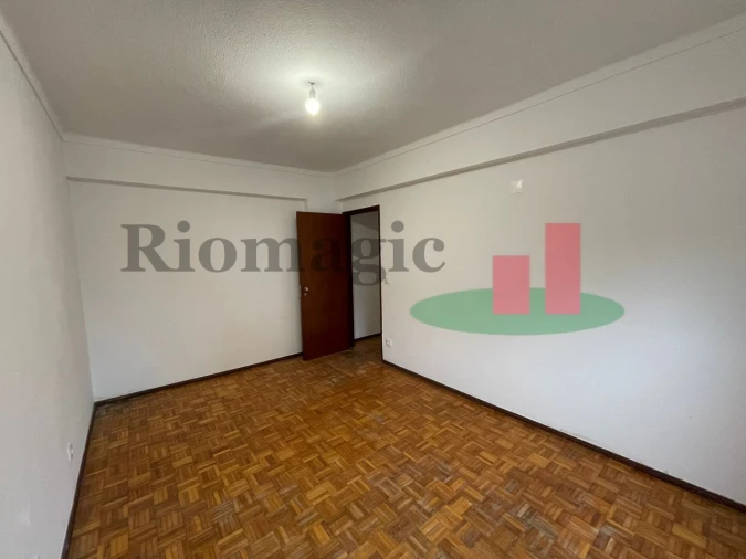 Apartamento T3 para Venda em Rio Maior Foto 19