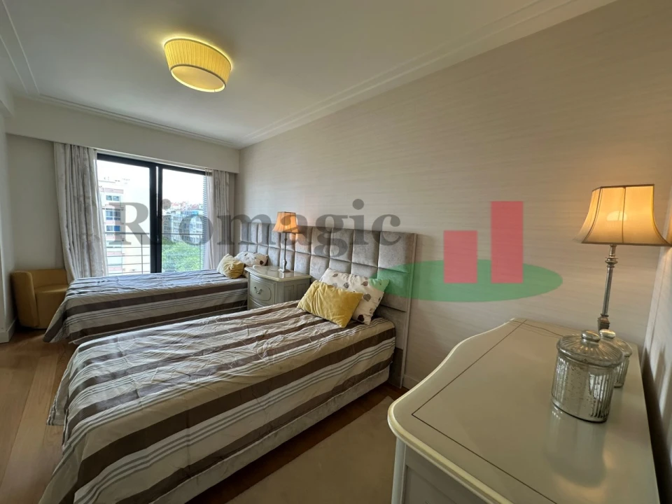 Apartamento T3 para Arrendamento em Benfica Foto 25