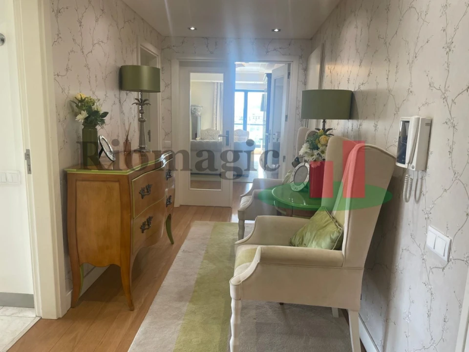 Apartamento T3 para Arrendamento em Benfica Foto 27