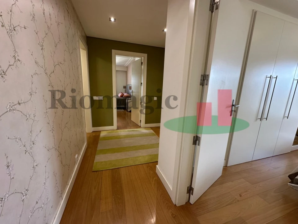 Apartamento T3 para Arrendamento em Benfica Foto 32