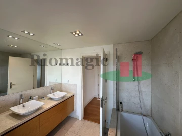 Apartamento T3 para Arrendamento em Benfica