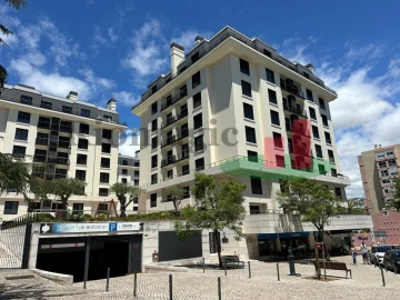 Apartamento T3 para Arrendamento em Benfica