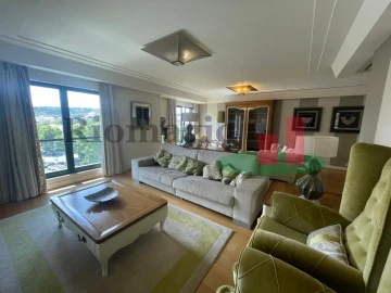 Apartamento T3 para Arrendamento em Benfica