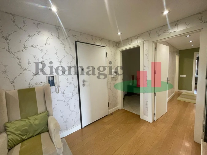 Apartamento T3 para Arrendamento em Benfica Foto 12