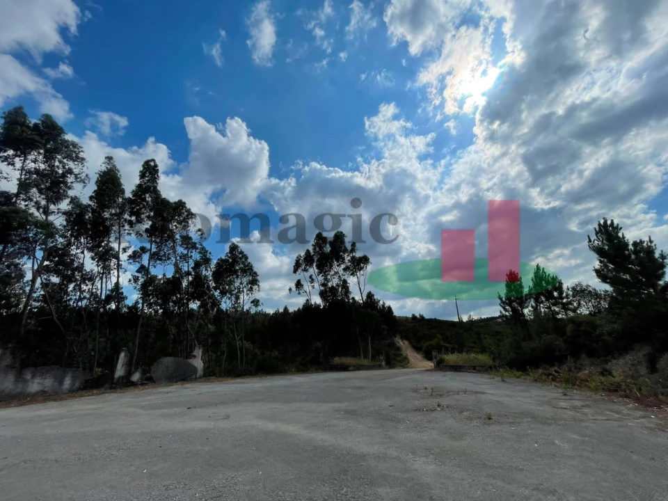 Armazém para Venda em Além da Ribeira e Pedreira Foto 23