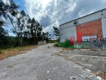 Armazém para Venda em Além da Ribeira e Pedreira