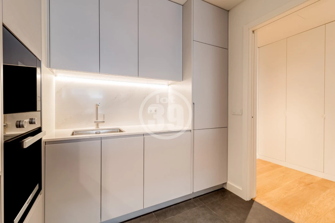 Apartamento T2 para Venda em Quarteira Foto 21