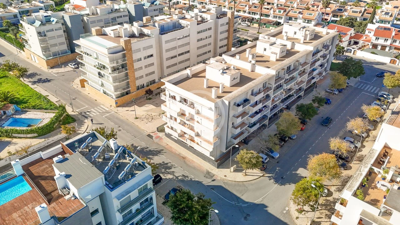 Apartamento T1 para Venda em Albufeira e Olhos de Água Foto 29