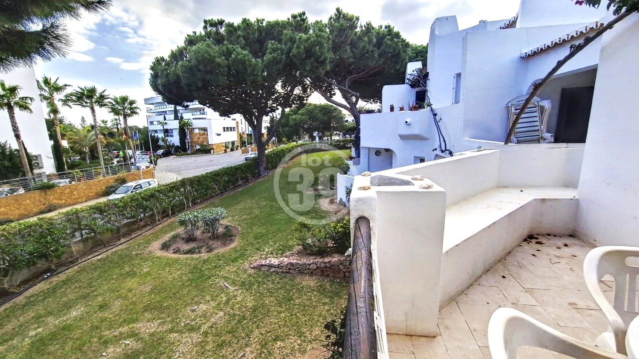 Apartamento T2 para Venda em Albufeira e Olhos de Água Foto 25