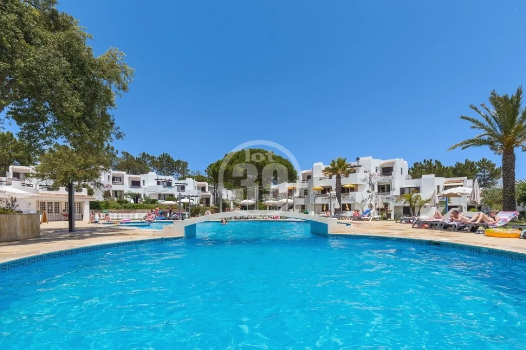 Apartamento T2 para Venda em Albufeira e Olhos de Água Foto 2