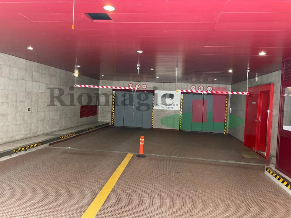 Escritório para Venda em Santo António Foto 45