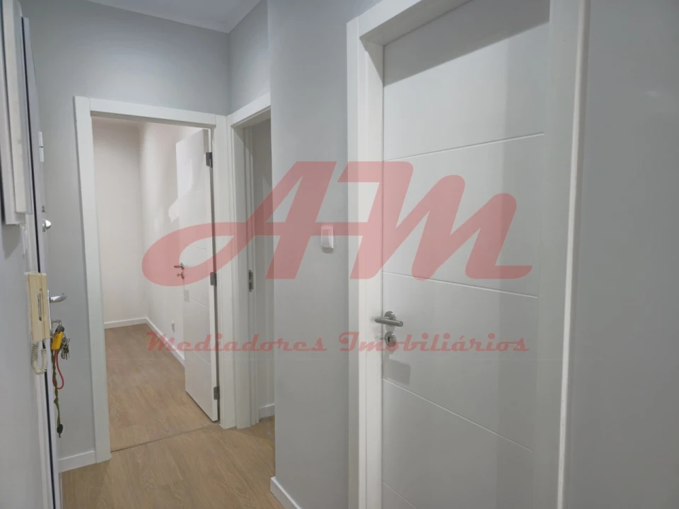 Apartamento T3 para Venda em Falagueira-Venda Nova Foto 24