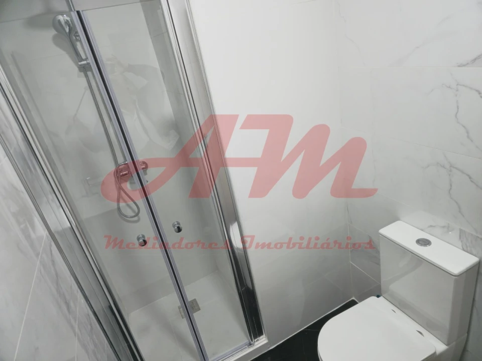 Apartamento T3 para Venda em Falagueira-Venda Nova Foto 18