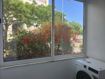 Apartamento T3 para Venda em Falagueira-Venda Nova