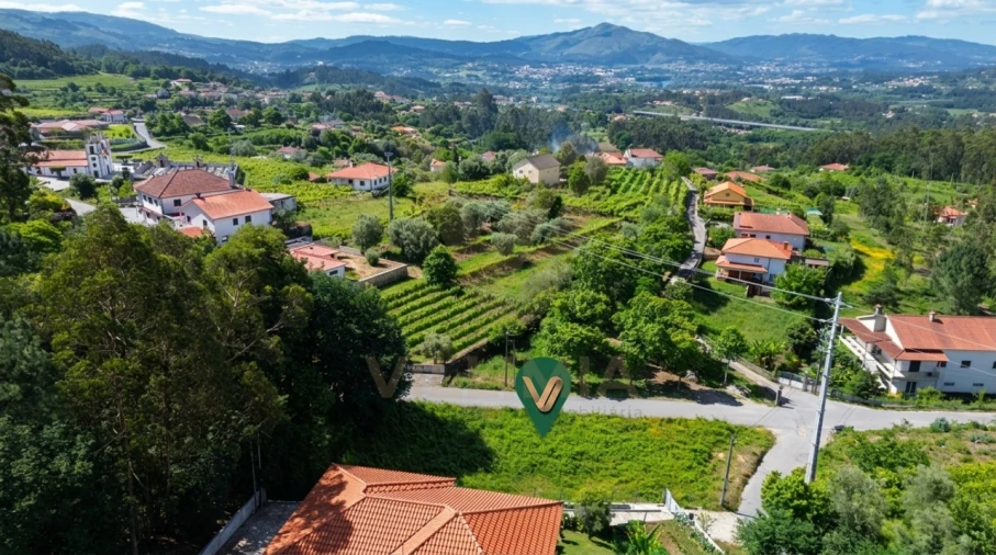 Terreno para Venda em Calheiros Foto 3