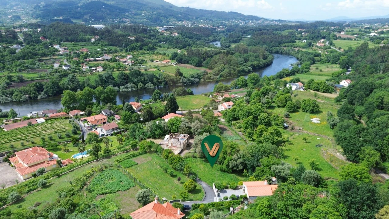 Terreno para Venda em Jolda (São Paio) Foto 1