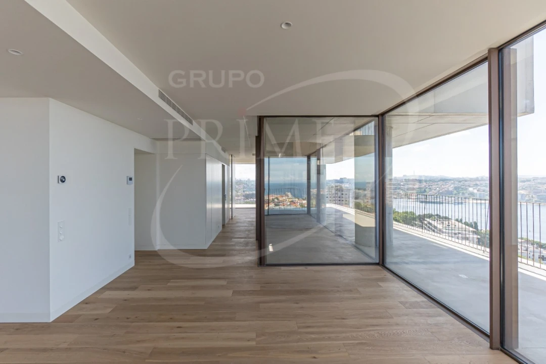 Apartamento T4 para Venda em Aldoar, Foz do Douro e Nevogilde Foto 12