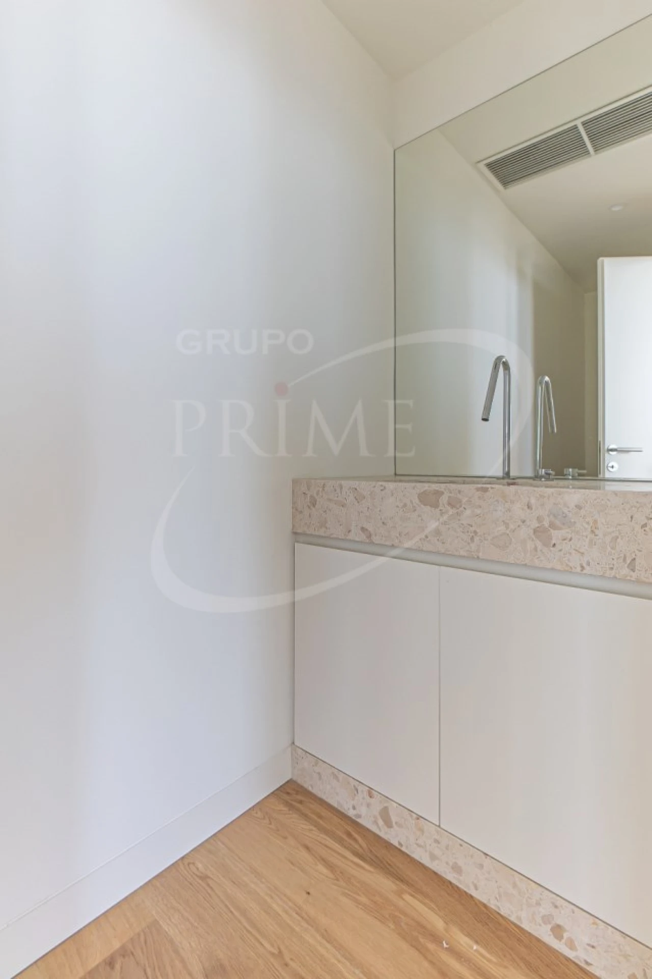 Apartamento T4 para Venda em Aldoar, Foz do Douro e Nevogilde Foto 48