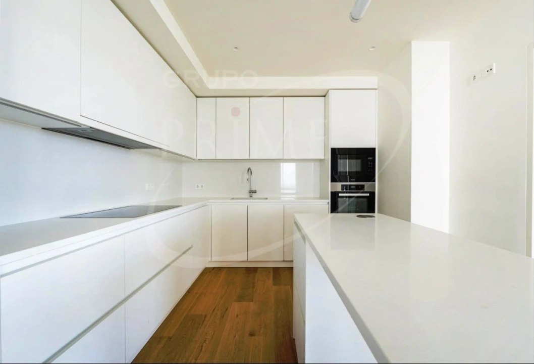 Apartamento T4 para Venda em Aldoar, Foz do Douro e Nevogilde Foto 17