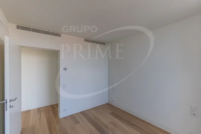 Apartamento T4 para Venda em Aldoar, Foz do Douro e Nevogilde