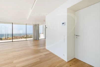 Apartamento T4 para Venda em Aldoar, Foz do Douro e Nevogilde