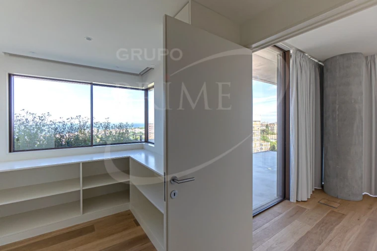 Apartamento T4 para Venda em Aldoar, Foz do Douro e Nevogilde Foto 27