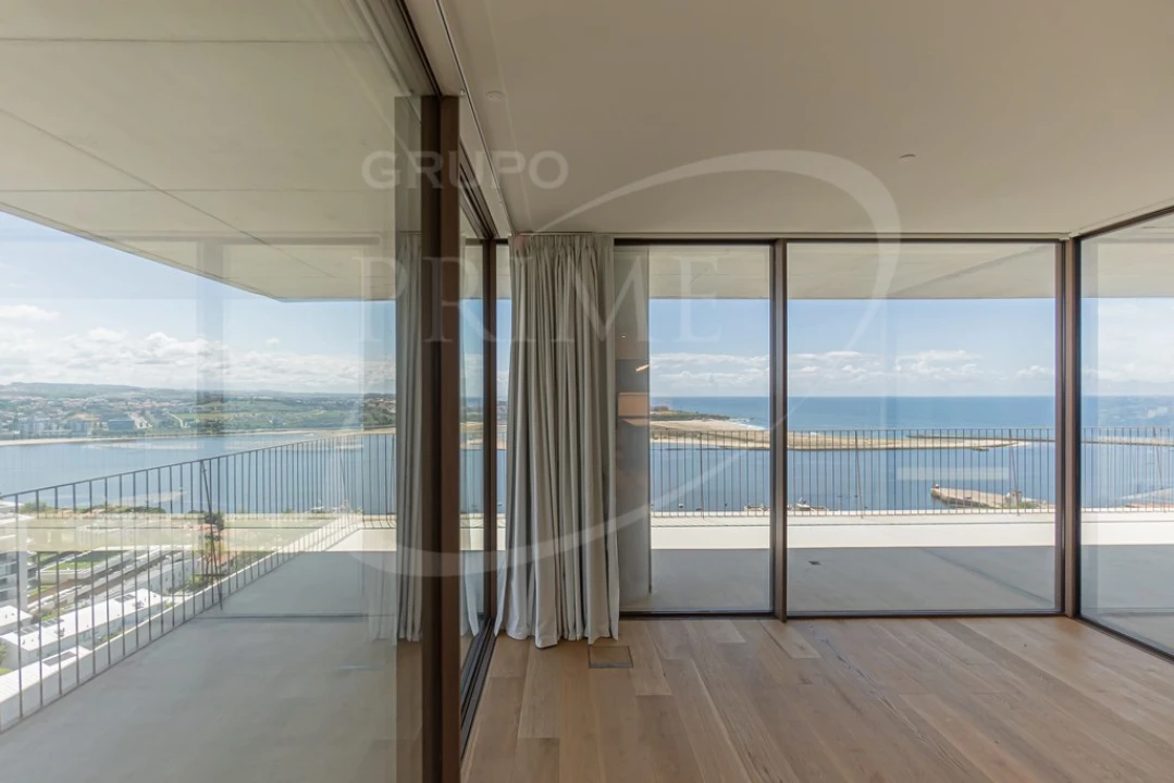 Apartamento T3 para Venda em Aldoar, Foz do Douro e Nevogilde Foto 4