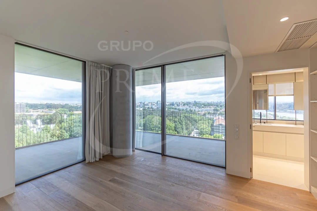 Apartamento T3 para Venda em Aldoar, Foz do Douro e Nevogilde Foto 17