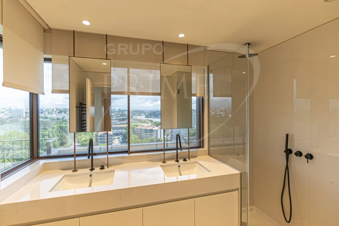 Apartamento T3 para Venda em Aldoar, Foz do Douro e Nevogilde Foto 18