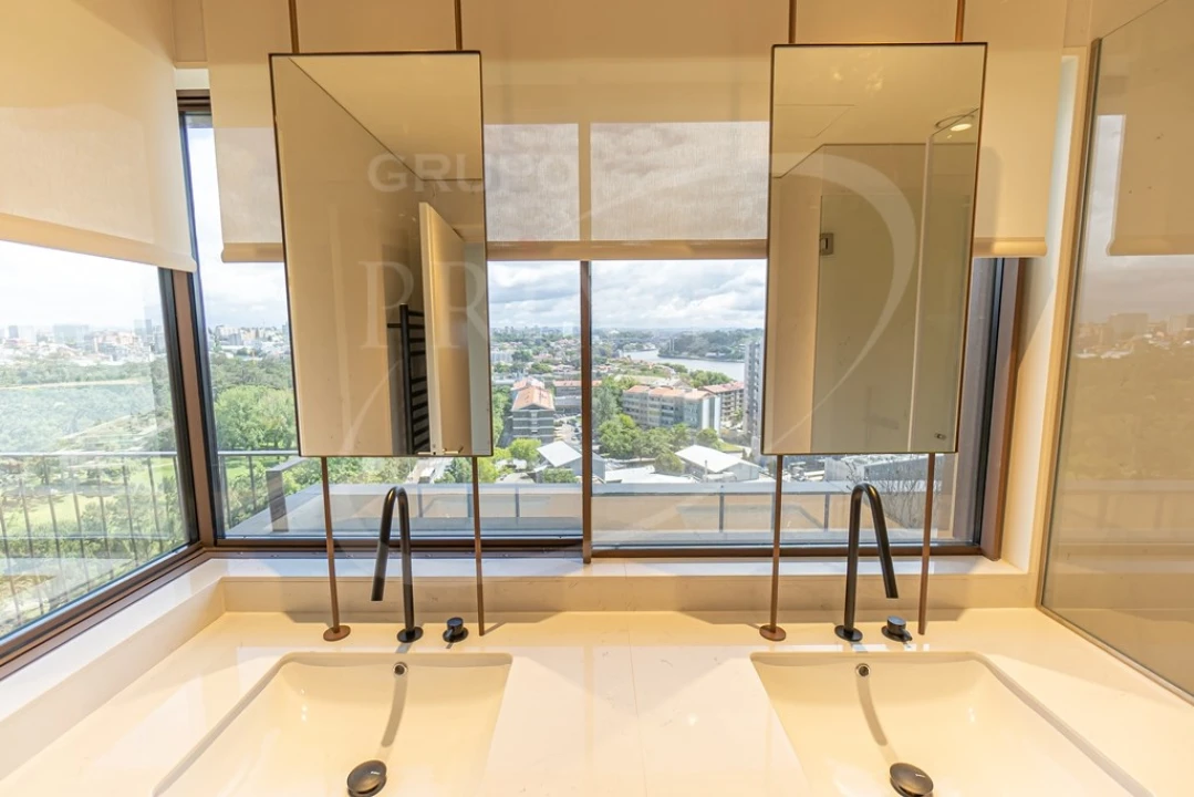 Apartamento T3 para Venda em Aldoar, Foz do Douro e Nevogilde Foto 19
