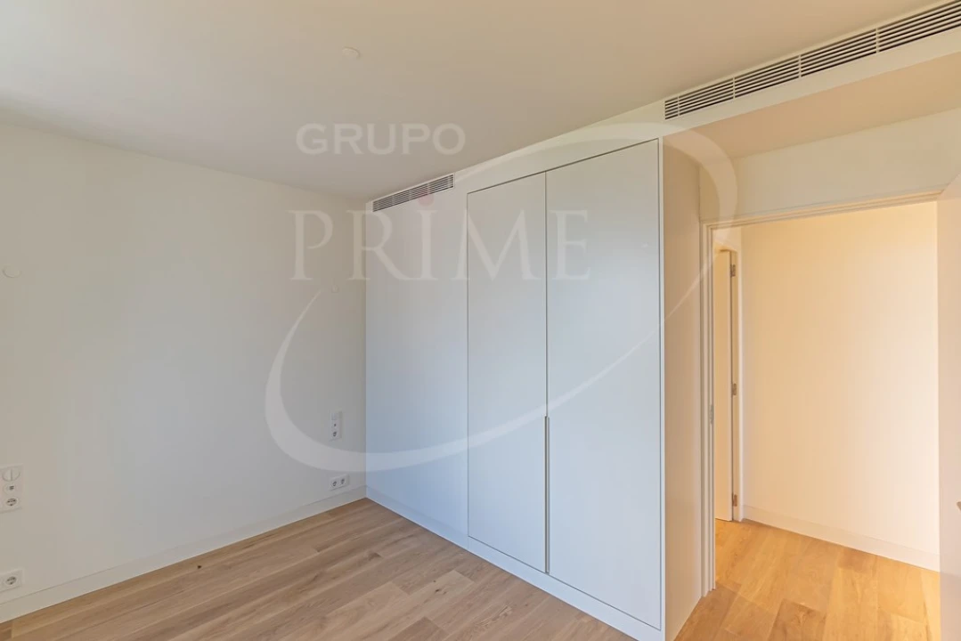 Apartamento T3 para Venda em Aldoar, Foz do Douro e Nevogilde Foto 29