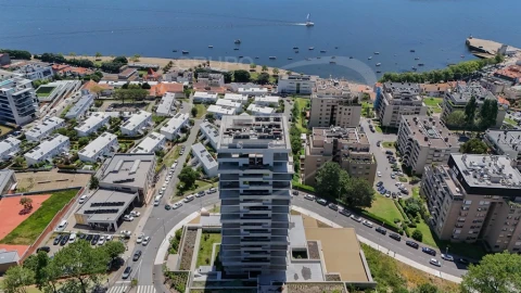Apartamento T3 para Venda em Aldoar, Foz do Douro e Nevogilde