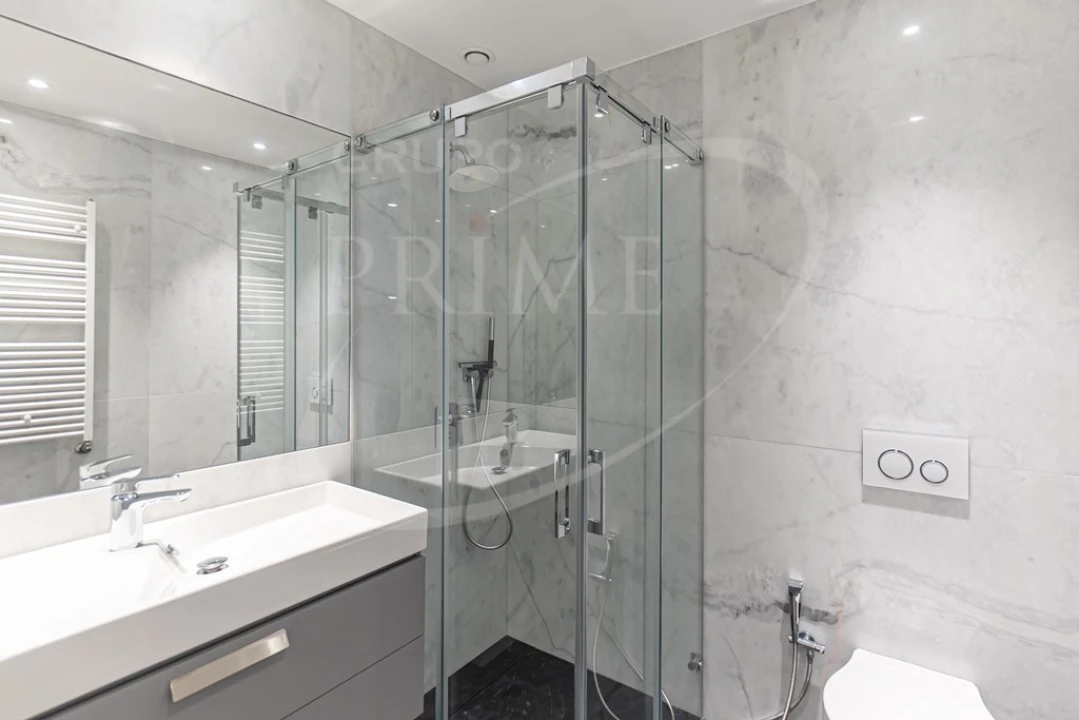 Apartamento T3 para Arrendamento em Lordelo do Ouro e Massarelos Foto 21