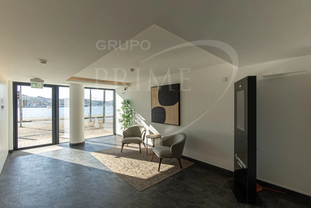 Apartamento T3 para Arrendamento em Lordelo do Ouro e Massarelos Foto 30