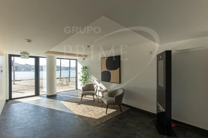 Apartamento T3 para Arrendamento em Lordelo do Ouro e Massarelos