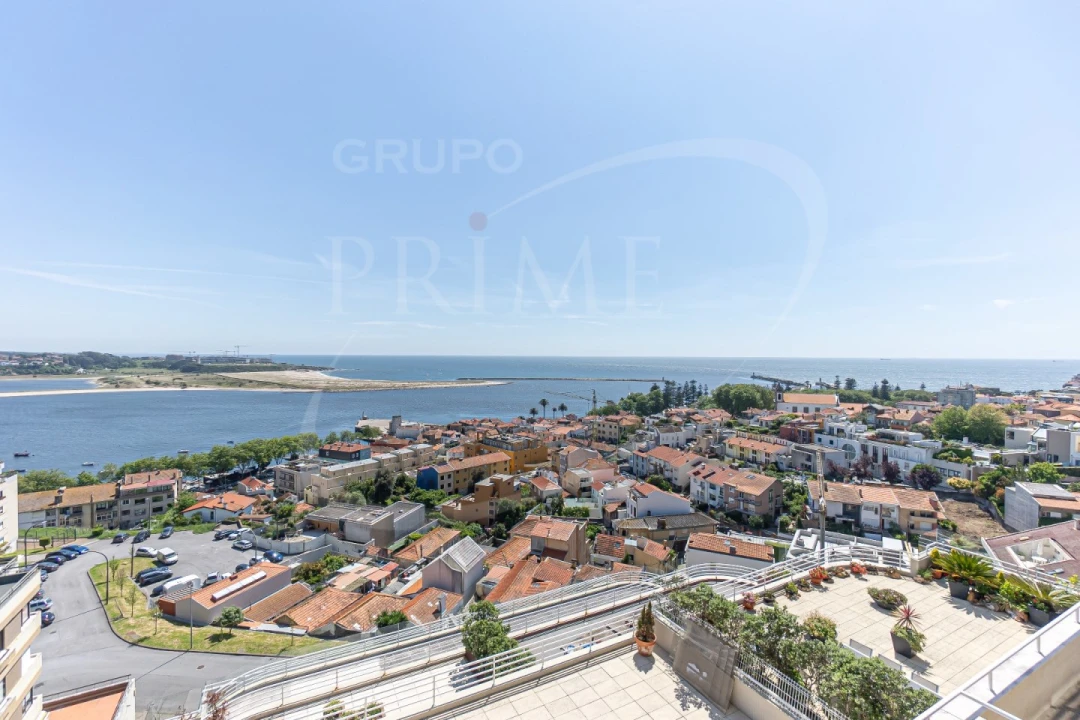 Apartamento T6 para Venda em Aldoar, Foz do Douro e Nevogilde Foto 1