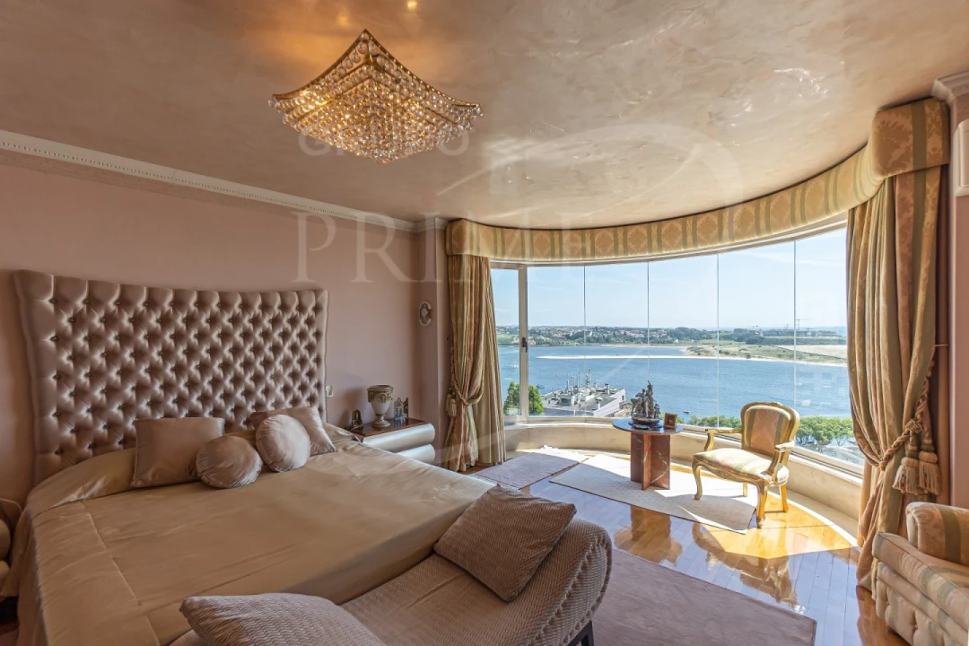 Apartamento T6 para Venda em Aldoar, Foz do Douro e Nevogilde Foto 4