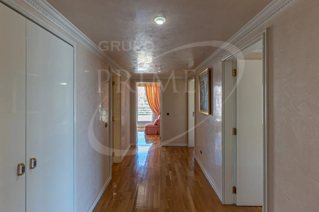 Apartamento T6 para Venda em Aldoar, Foz do Douro e Nevogilde Foto 13