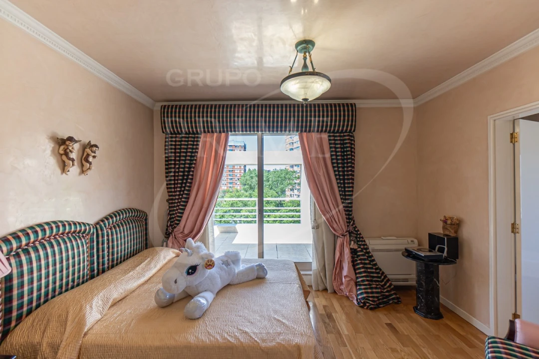 Apartamento T6 para Venda em Aldoar, Foz do Douro e Nevogilde Foto 21