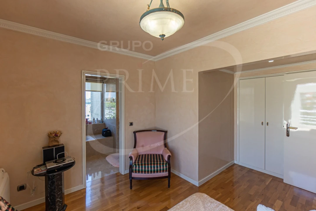 Apartamento T6 para Venda em Aldoar, Foz do Douro e Nevogilde Foto 22
