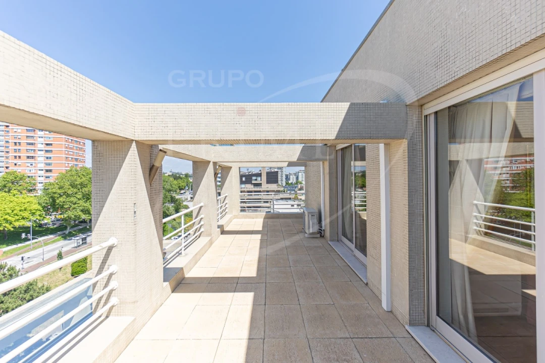 Apartamento T6 para Venda em Aldoar, Foz do Douro e Nevogilde Foto 18