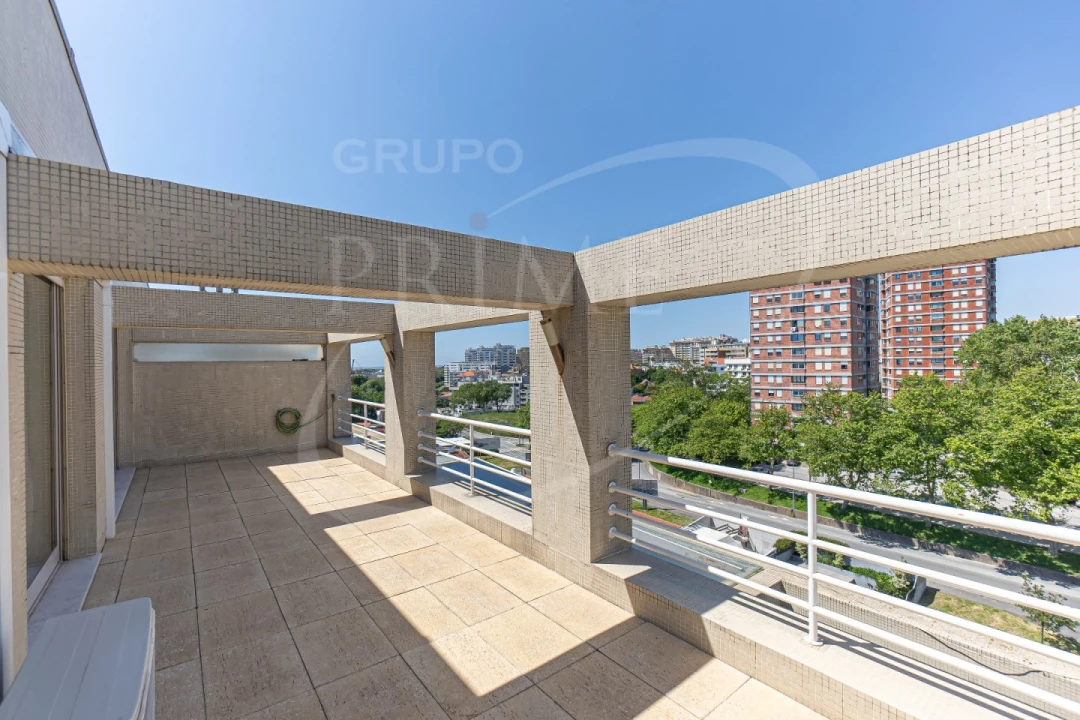 Apartamento T6 para Venda em Aldoar, Foz do Douro e Nevogilde Foto 25