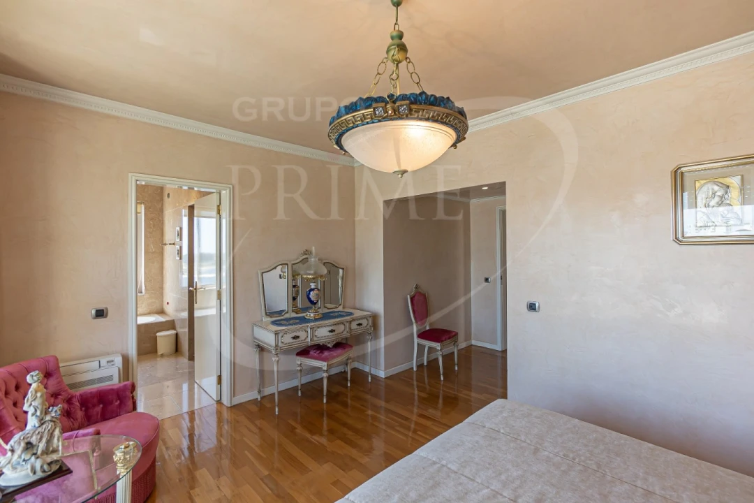 Apartamento T6 para Venda em Aldoar, Foz do Douro e Nevogilde Foto 30