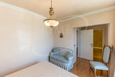 Apartamento T6 para Venda em Aldoar, Foz do Douro e Nevogilde