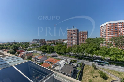 Apartamento T6 para Venda em Aldoar, Foz do Douro e Nevogilde