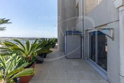 Apartamento T6 para Venda em Aldoar, Foz do Douro e Nevogilde