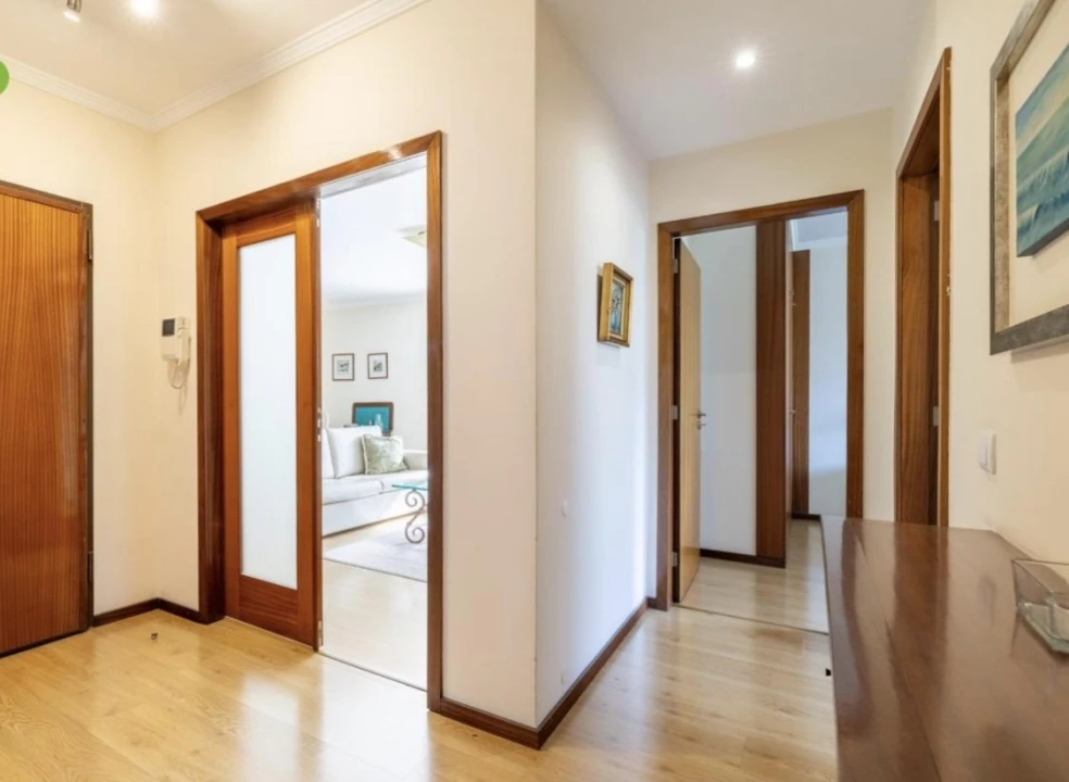 Apartamento T2 para Venda em Santa Marinha e São Pedro da Afurada Foto 3