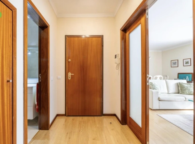 Apartamento T2 para Venda em Santa Marinha e São Pedro da Afurada Foto 2